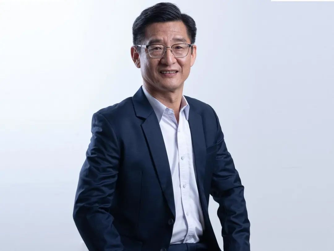 7点5度航海周报 | Lazada换帅，李纯成新CEO；腾讯收购马来西亚流媒体iflix；Gojek裁员9%；“奇怪”融资汇总